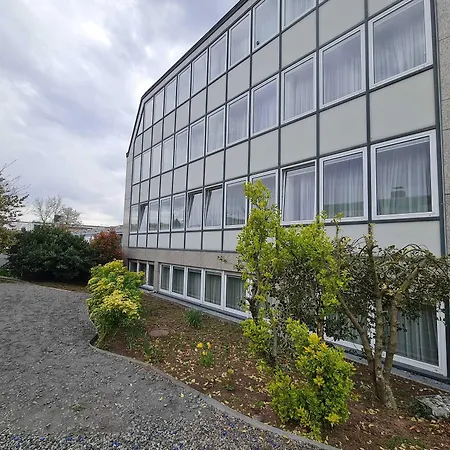 Check-inn - Hotel