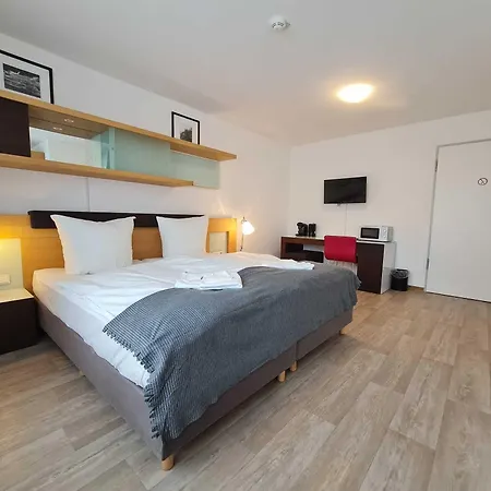 Check-inn - * Offenbach am Main