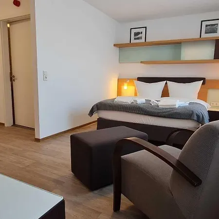 Otel Check-inn - *