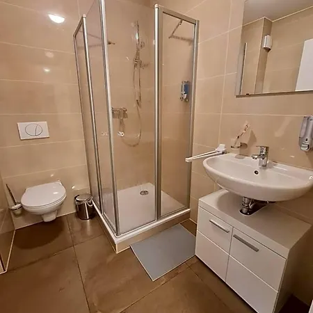 Check-inn - Hotel Offenbach am Main
