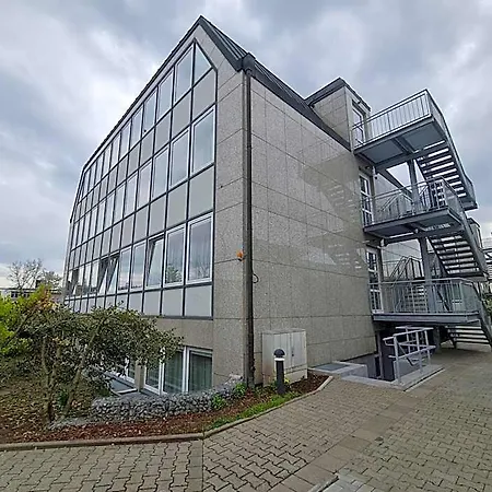 Check-inn - * Offenbach am Main