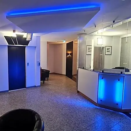Check-inn - Hotel Offenbach am Main