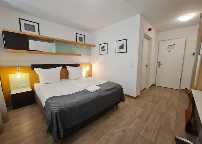 Szálloda Check-inn - Offenbach am Main