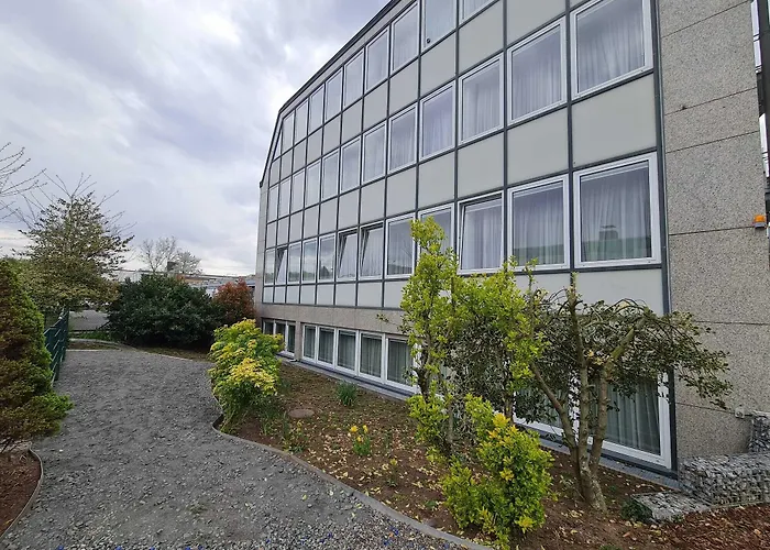 Check-inn - Szálloda