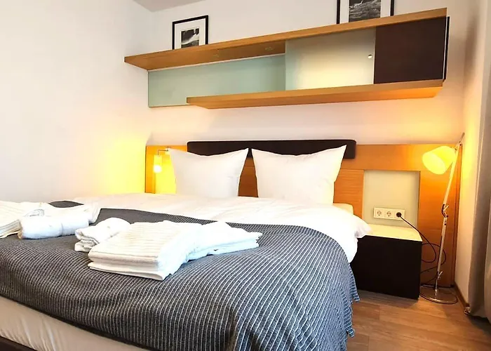 Check-inn - Szálloda Offenbach am Main